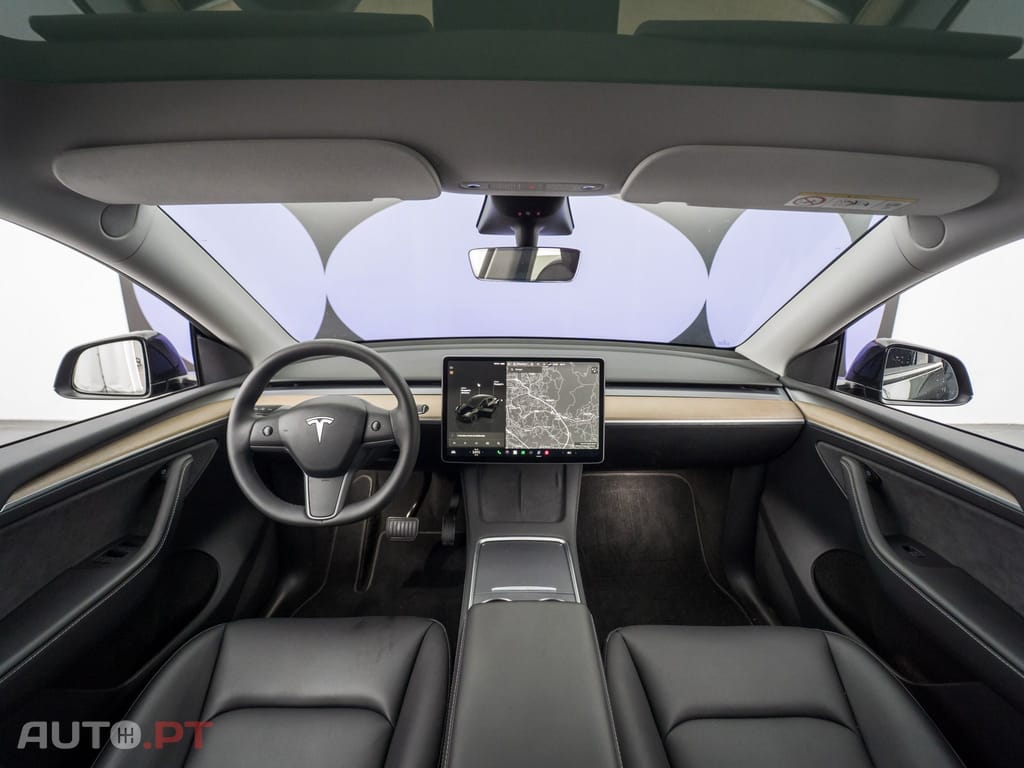 Tesla Model Y Long Range Tração Integral