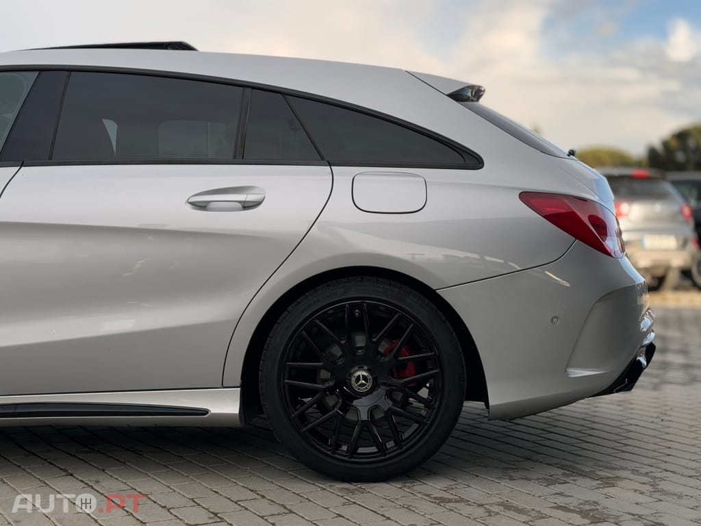 Mercedes-Benz CLA 220 Shooting Brake d 7G-DCT AMG Line
