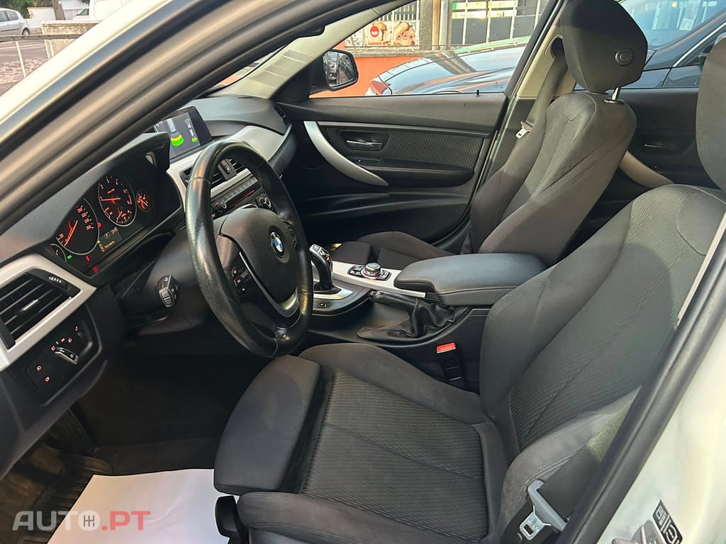 BMW 320 d Line Modern Auto-2013