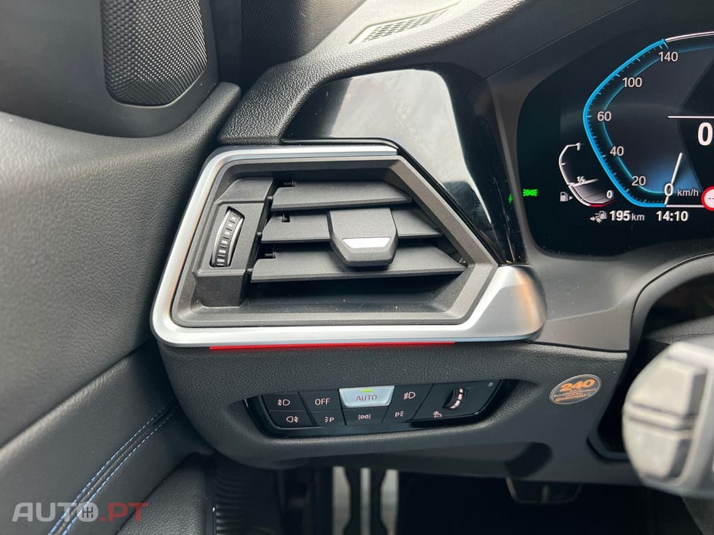 BMW 330 X DRIVE Pack M 