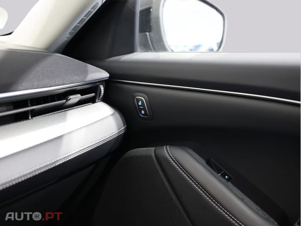Ford Mustang Mach-E 75,7 kWh  I.V.A DEDUTIVEL