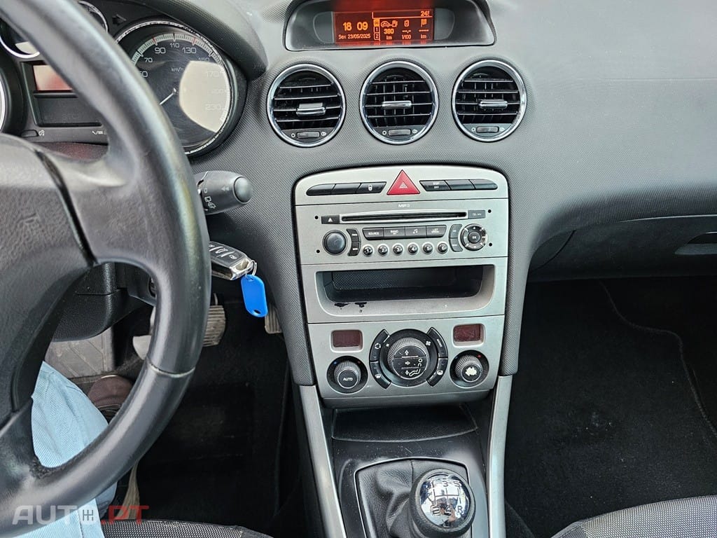 Peugeot 308 1.6 HDi Executive