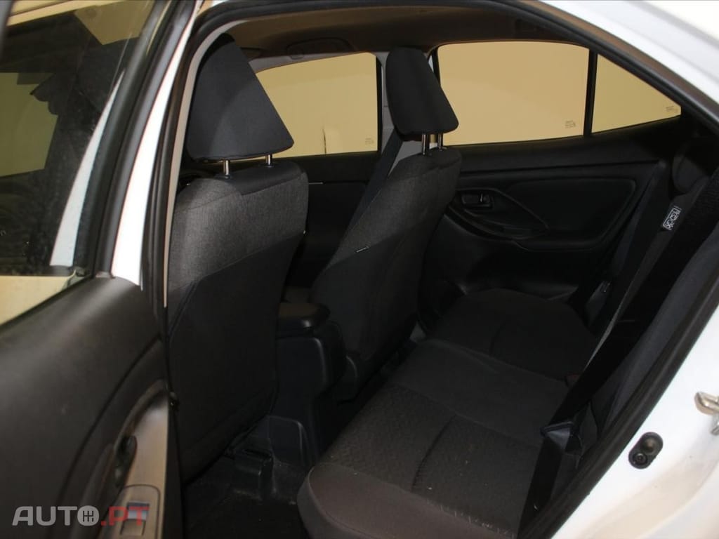 Toyota Yaris Cross 1.5 HDF Design AWD