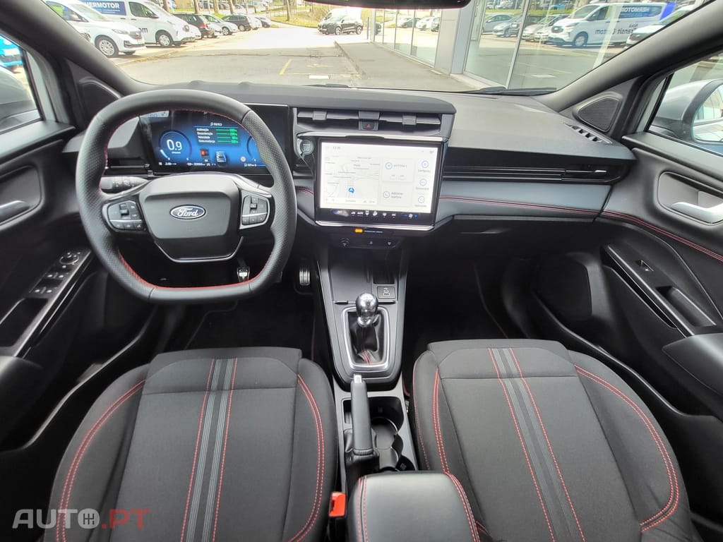 Ford Puma 1.0 EcoBoost mHEV ST-Line