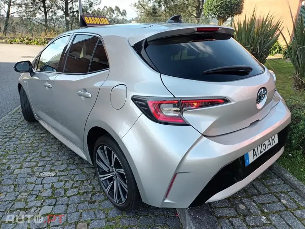 Toyota Corolla 1.8 Hybrid Comfort