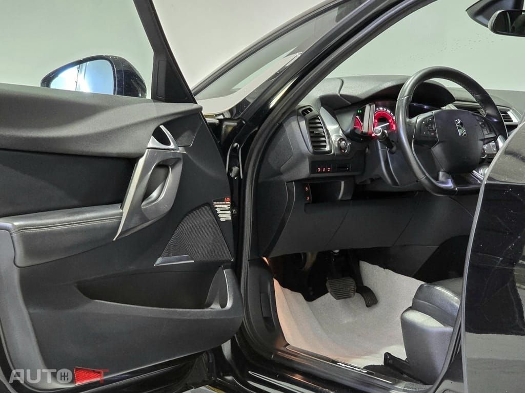 Citroen DS5 2.0 HDi Hybrid4 Sport Chic CMP6