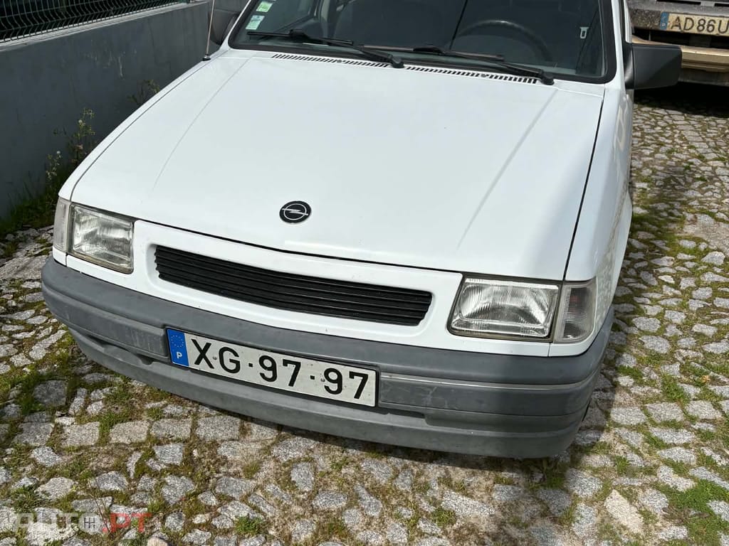 Opel Corsa 1.2 S