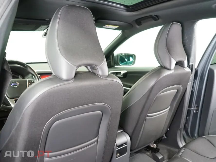 Volvo XC60 2.0 D3 Momentum Geartronic