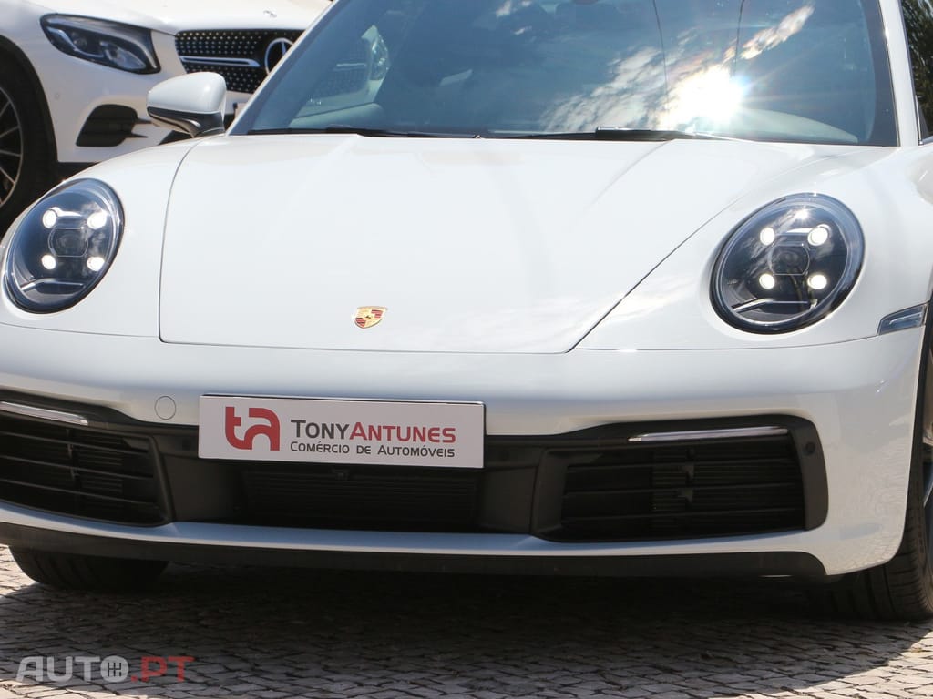 Porsche 992 Carrera PDK