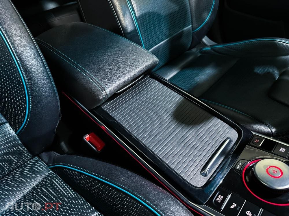 Kia Niro Premium Edition