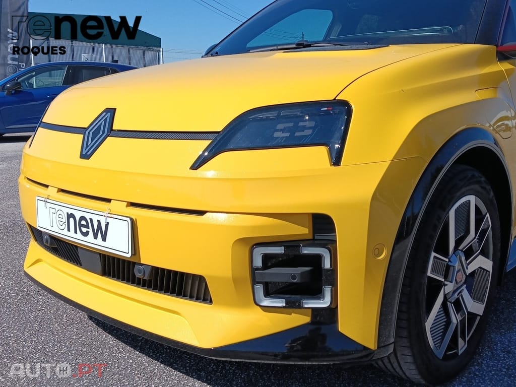 Renault 5 E-Tech Iconic 100% Electric 150cv