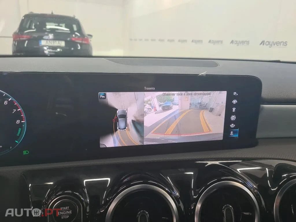 Mercedes-Benz A 250 e AMG Line