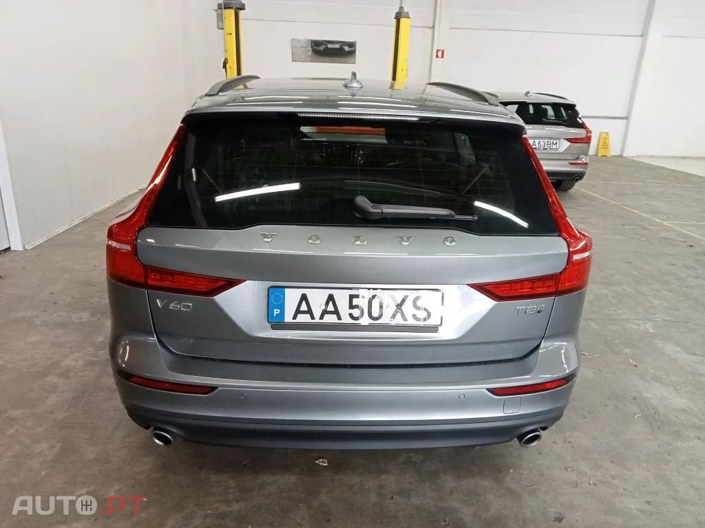 Volvo V60 2.0 T8 AWD TE Momentum