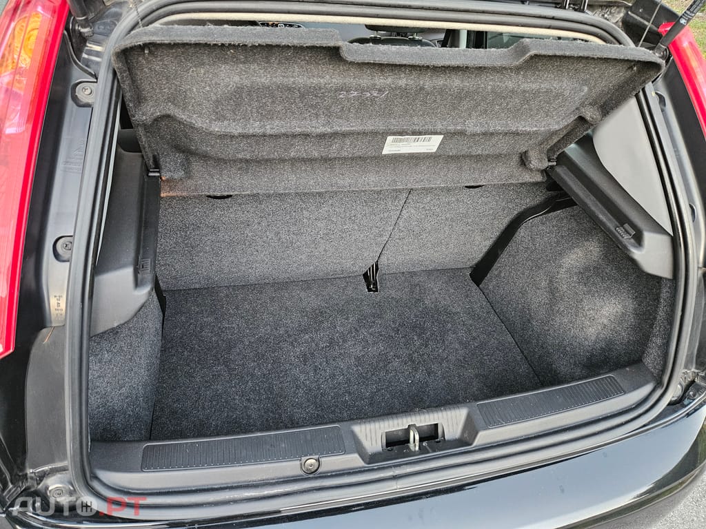 Fiat Punto 1.3 M-Jet Lounge S&S