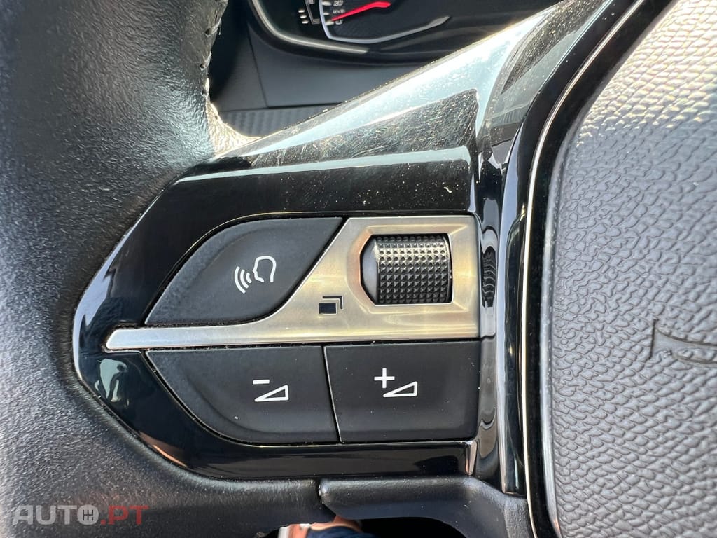 Peugeot 208 1.2 PureTech Active Pack