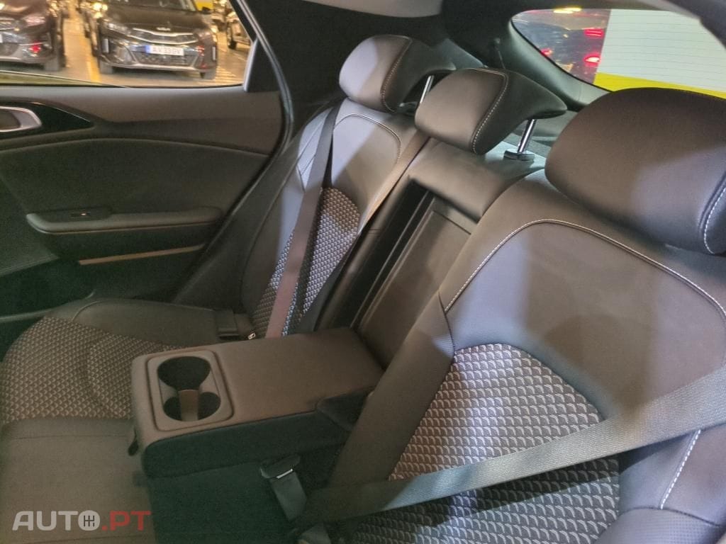 Kia Xceed 1.6 GDi PHEV Drive
