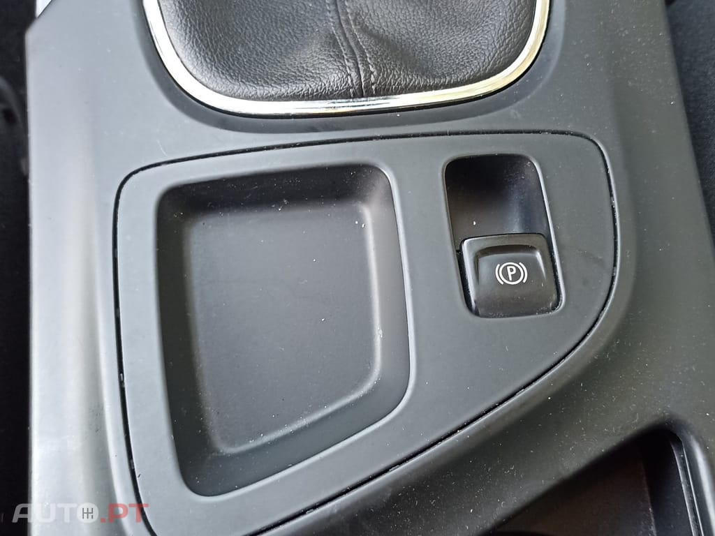 Opel Insignia 1.6 CDTi Cosmo S/S J17