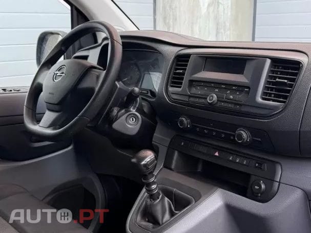 Opel Vivaro LIFE