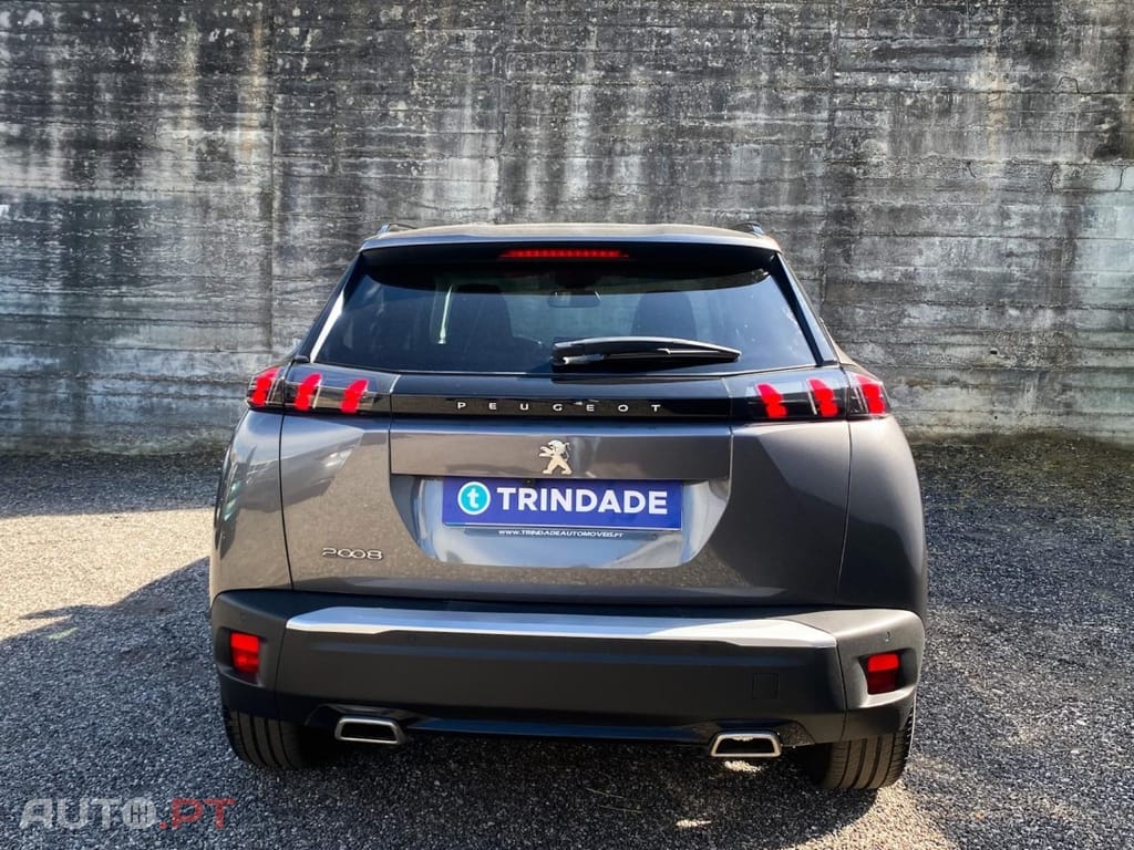 Peugeot 2008 1.2 PureTech Allure EAT8