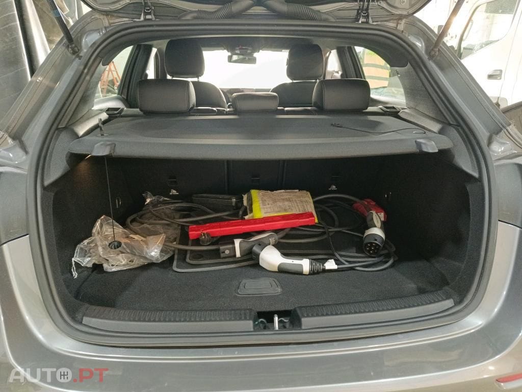 Mercedes-Benz A 250 e Style Plus