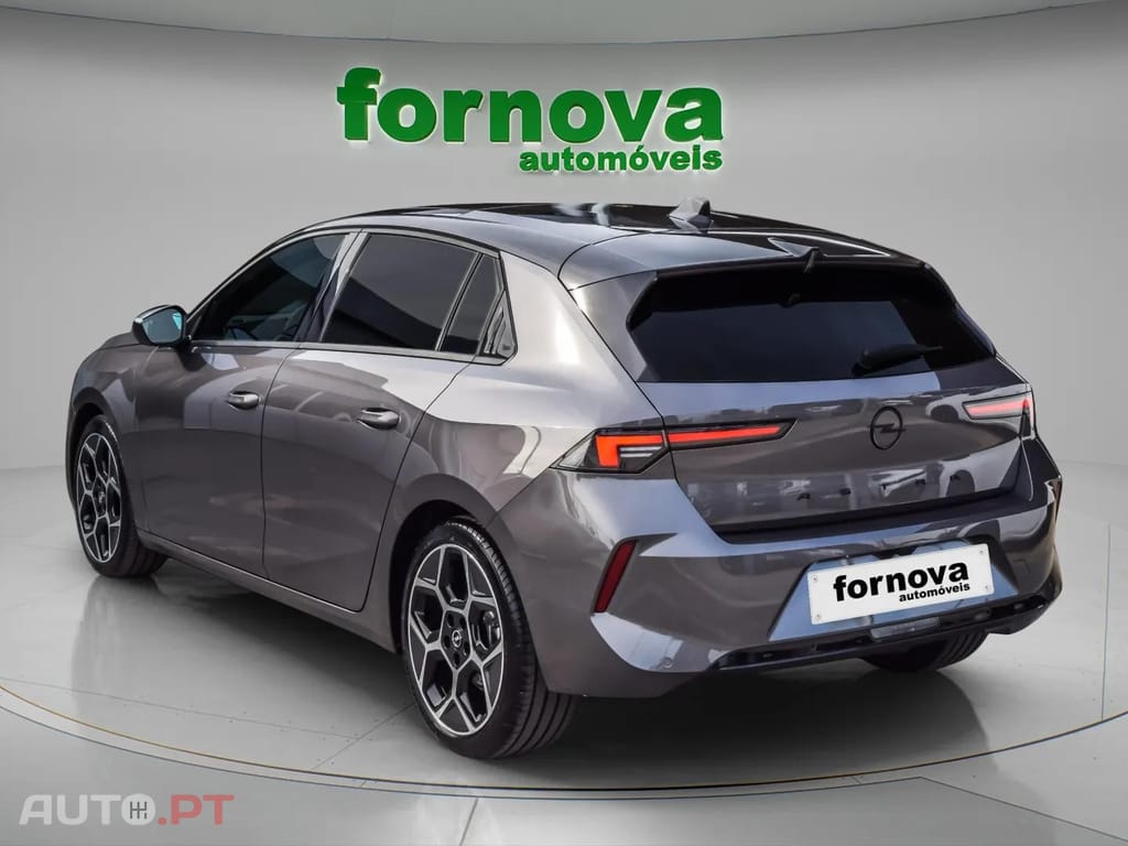 Opel Astra 1.2 T GS Aut.