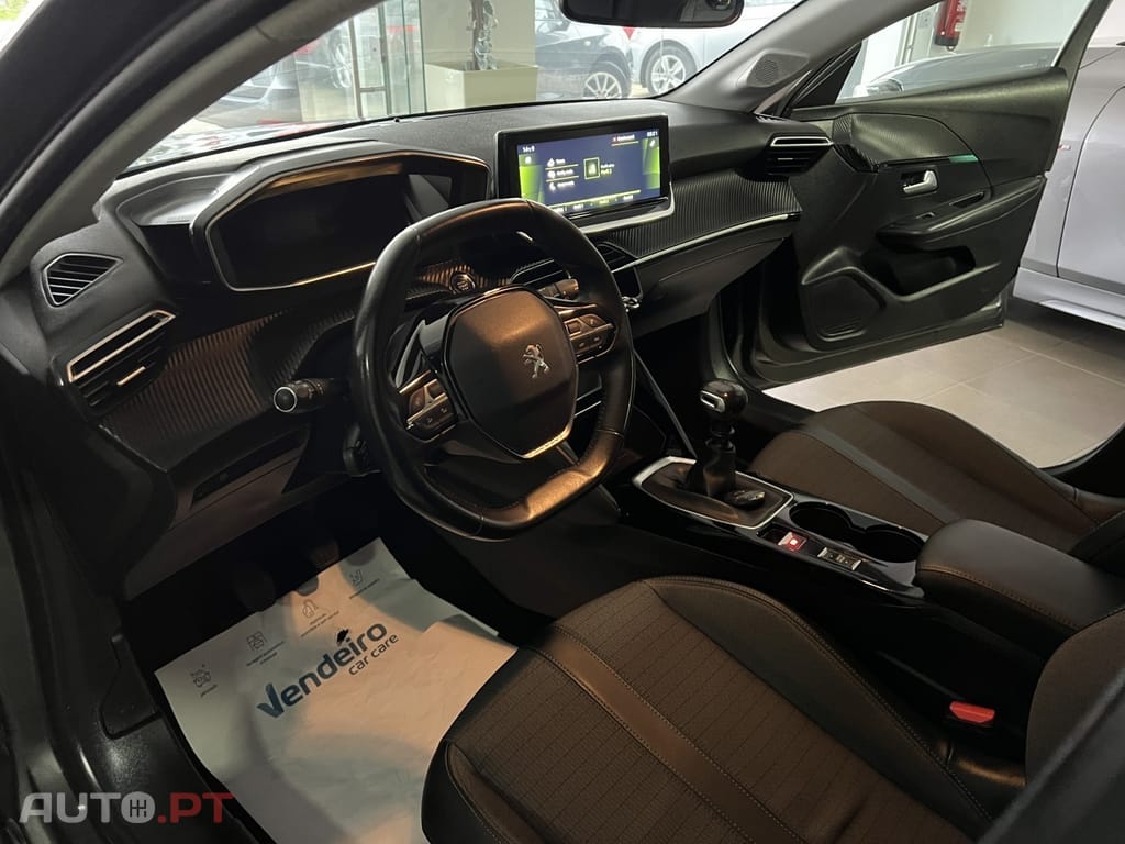 Peugeot 208 1.2 PureTech Allure