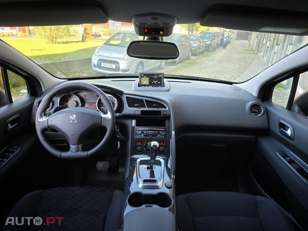 Peugeot 3008 1.6 e-HDi SE Style 2-Tronic
