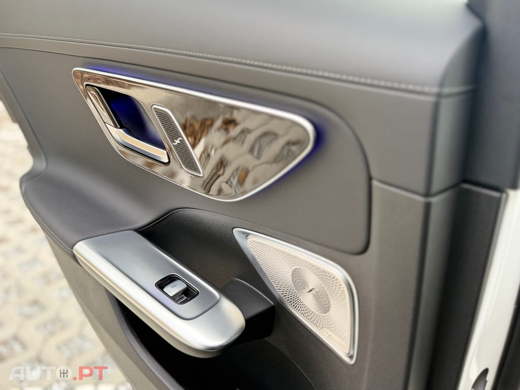 Mercedes-Benz C 300 Híbrido Plu In  Pack Night