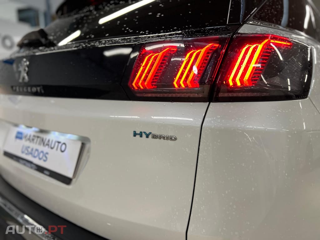 Peugeot 3008 1.2 Hybrid Allure Pack e-DCS6