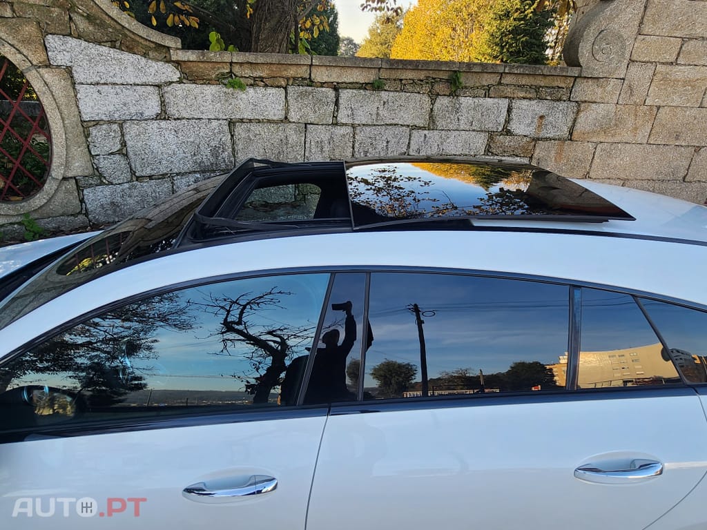 Mercedes-Benz CLA 200 d Shooting Brake 8G-DCT AMG Line