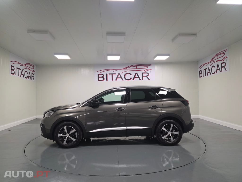 Peugeot 3008 1.5 BlueHDi Active