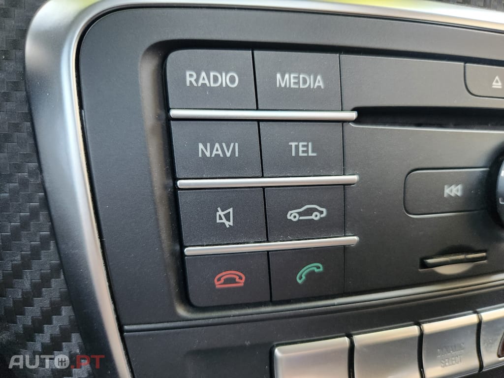Mercedes-Benz A 180 d 7G-DCT AMG Line