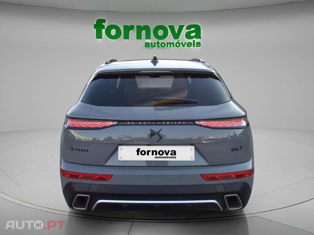DS DS7 E-Tense Performance Line