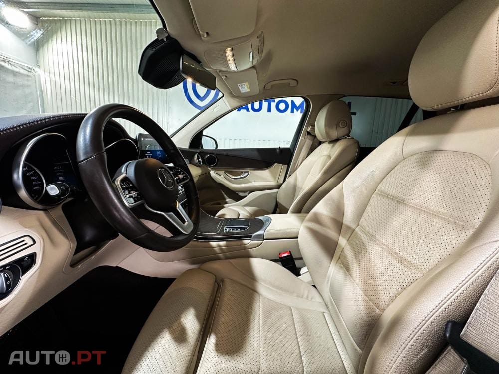Mercedes-Benz GLC 300 de 4Matic 9G-TRONIC AMG Line