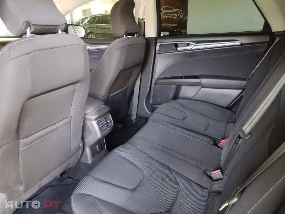 Ford Mondeo SW 1.5 TDCi Titanium