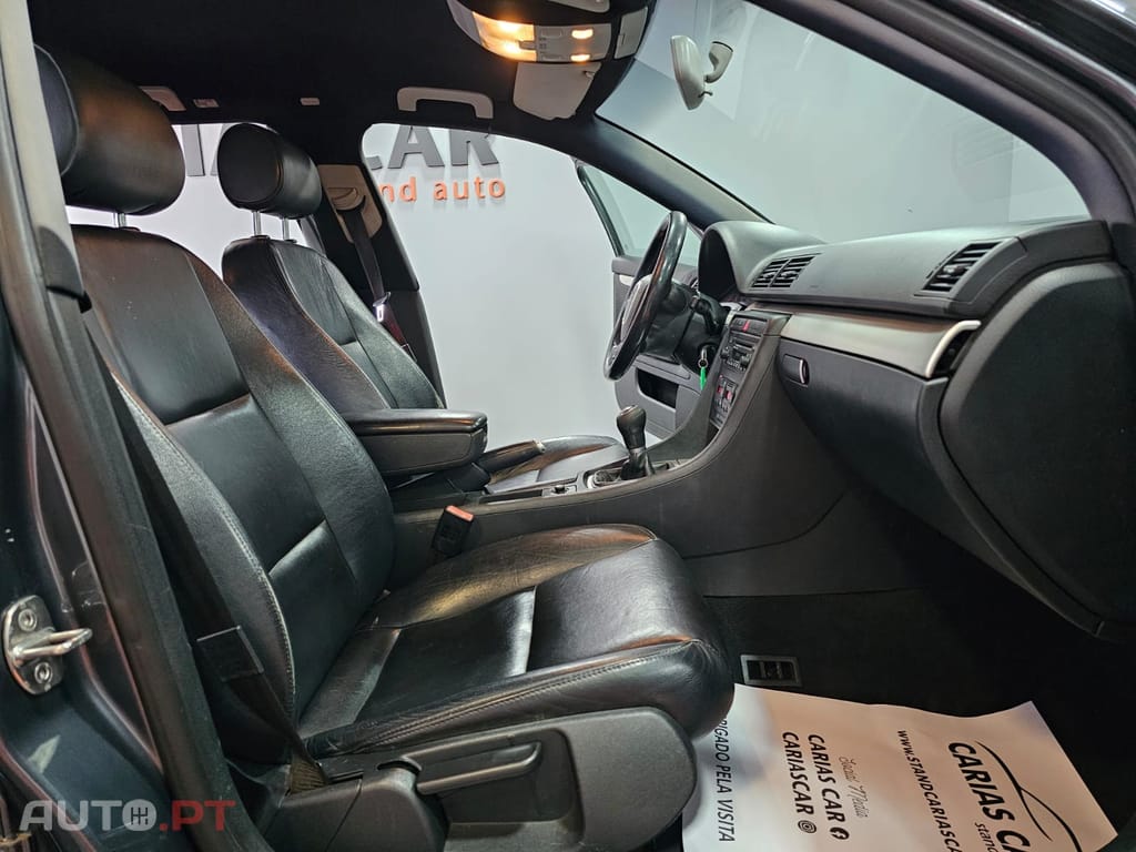 Audi A4 Avant 2.0 TDi S-line