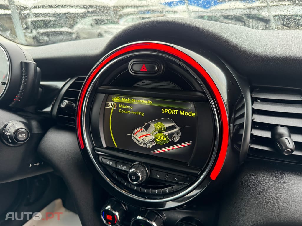 MINI Cooper Cooper D