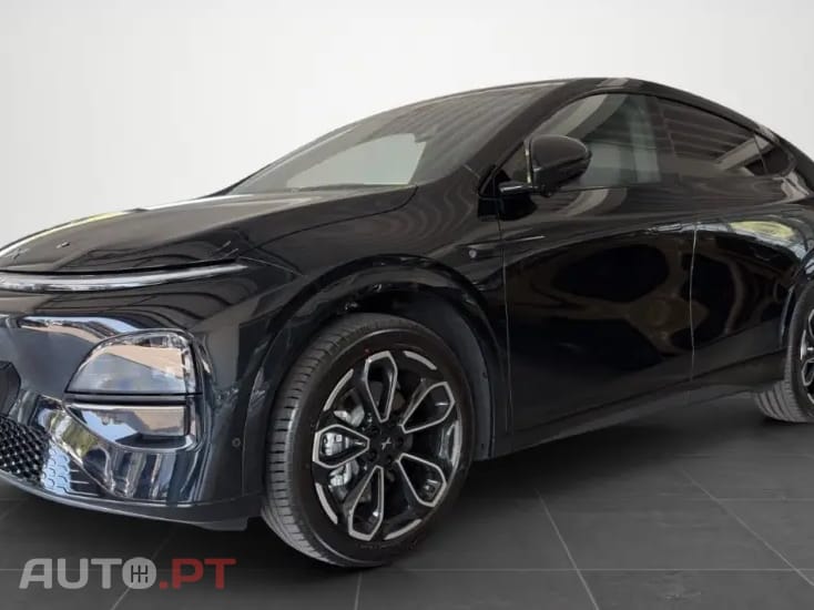 XPeng G6 80.8 kWh AWD Performance + Gancho de Reboque