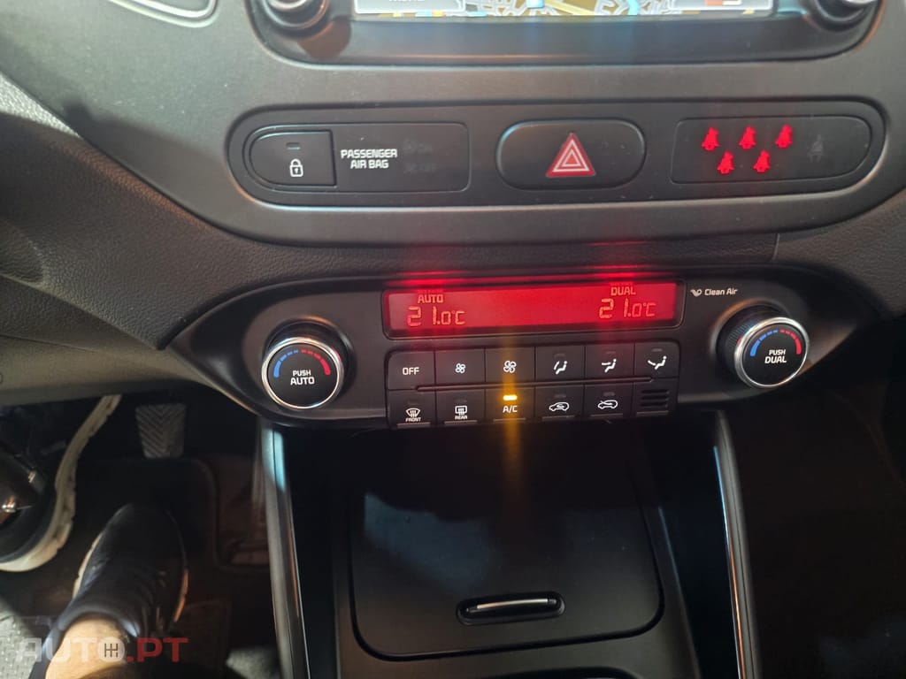 Kia Carens 1.7 CRDi ISG EX