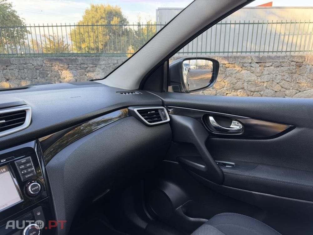 Nissan Qashqai 1.5 dCi N-Connecta 18