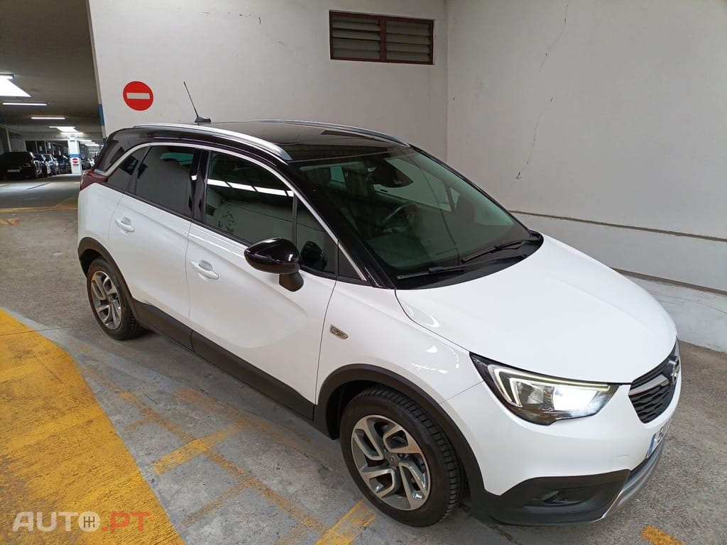 Opel Crossland X 1.2 T Business Edition