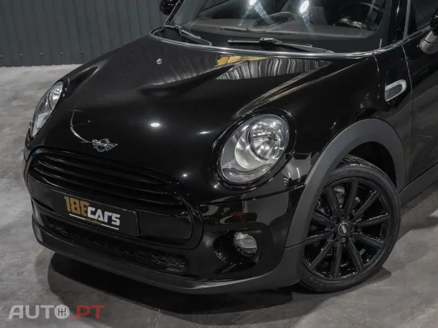 MINI Cooper Cooper D