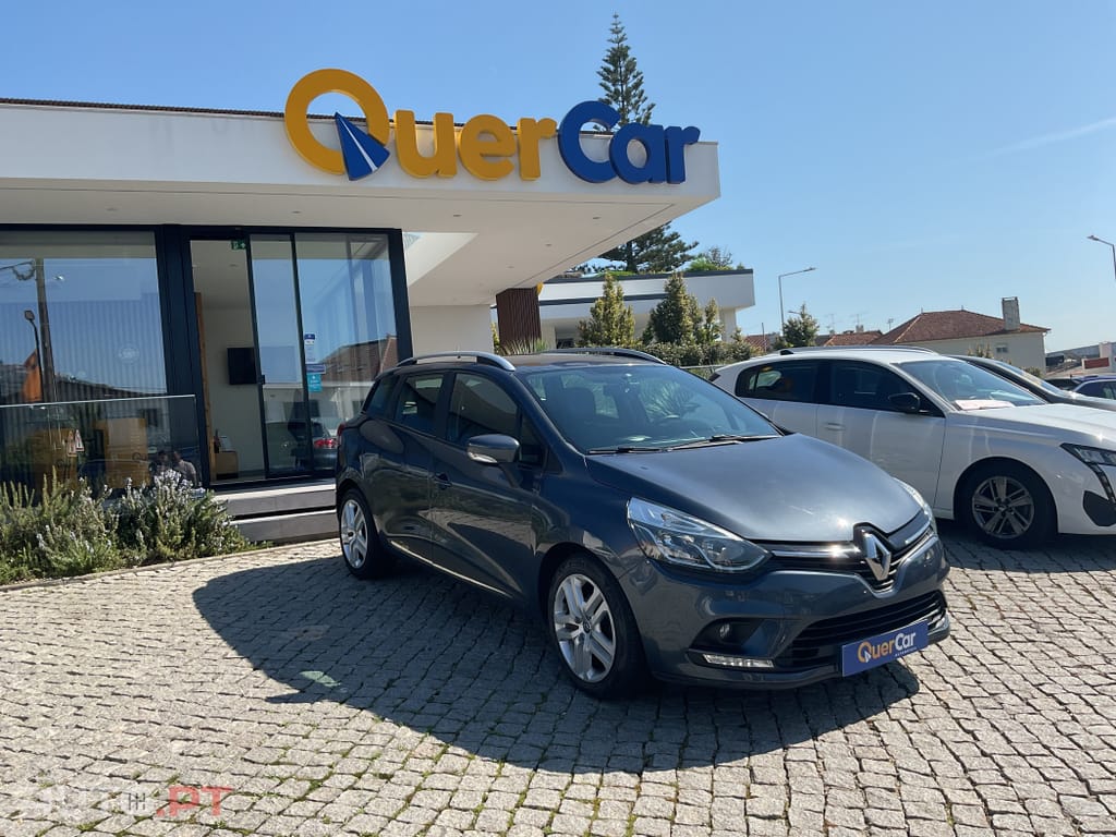 Renault Clio Outro
