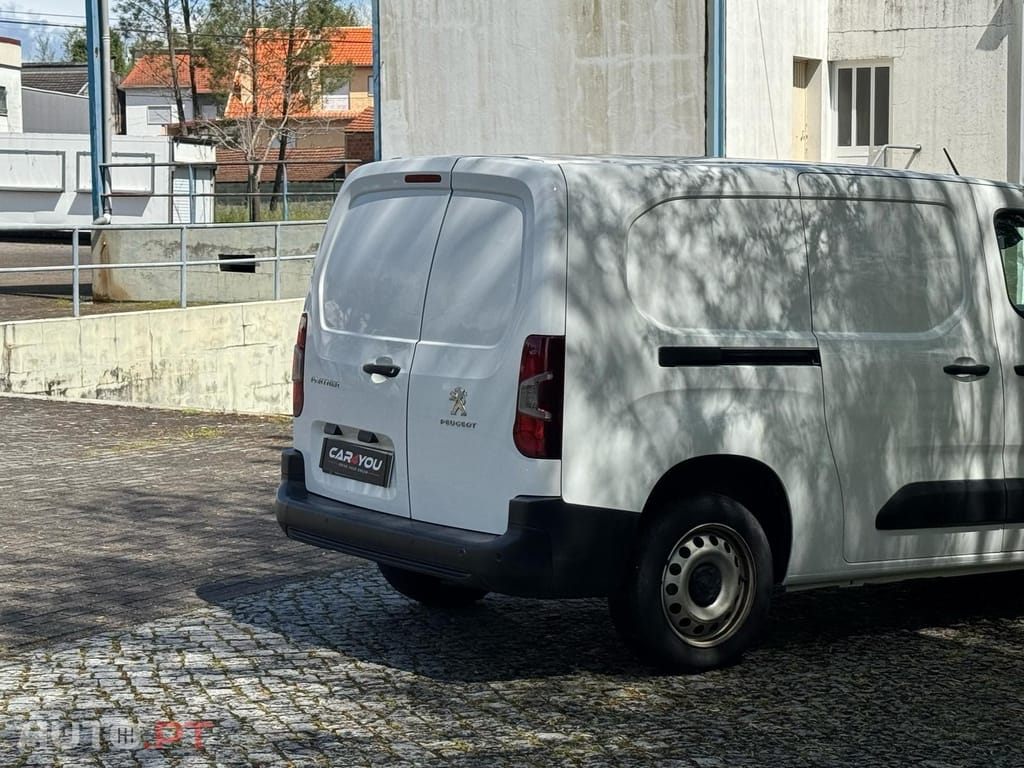Peugeot Partner 1.5 BlueHDi Premium Longa