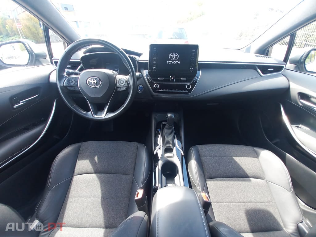 Toyota Corolla Touring Sports 1.8 Hybrid Comfort+P.Sport