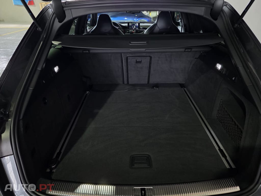 Audi RS6 AVANT PERFORMANCE