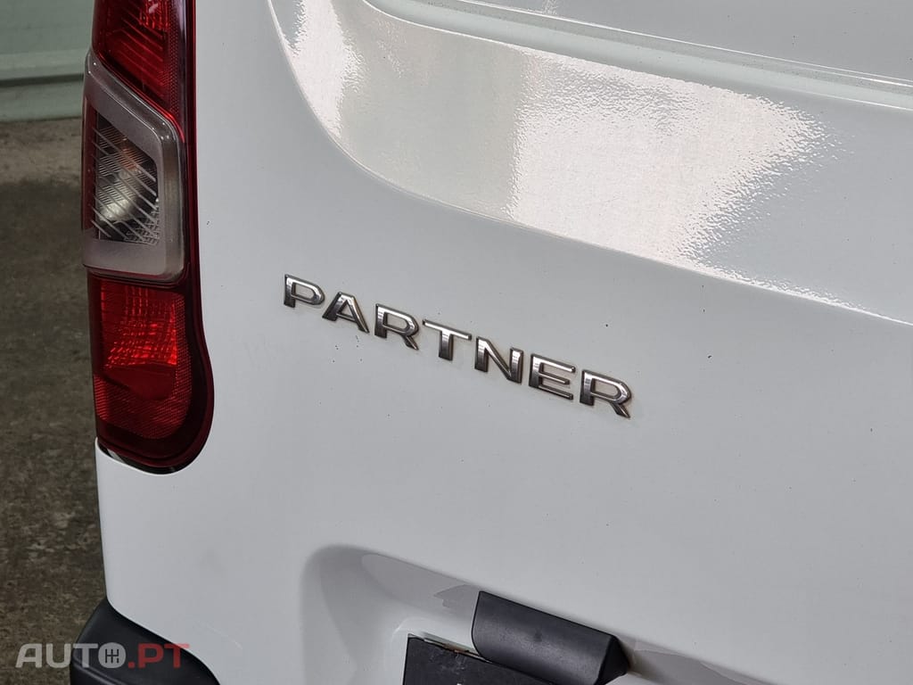 Peugeot Partner 1.5 BlueHDi Premium Standard