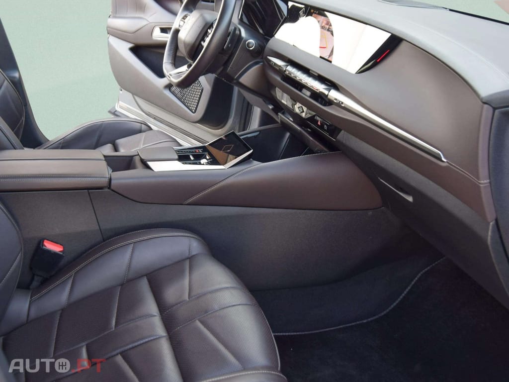 DS DS4 E- Tense 1.6 Hybrid La Premiere