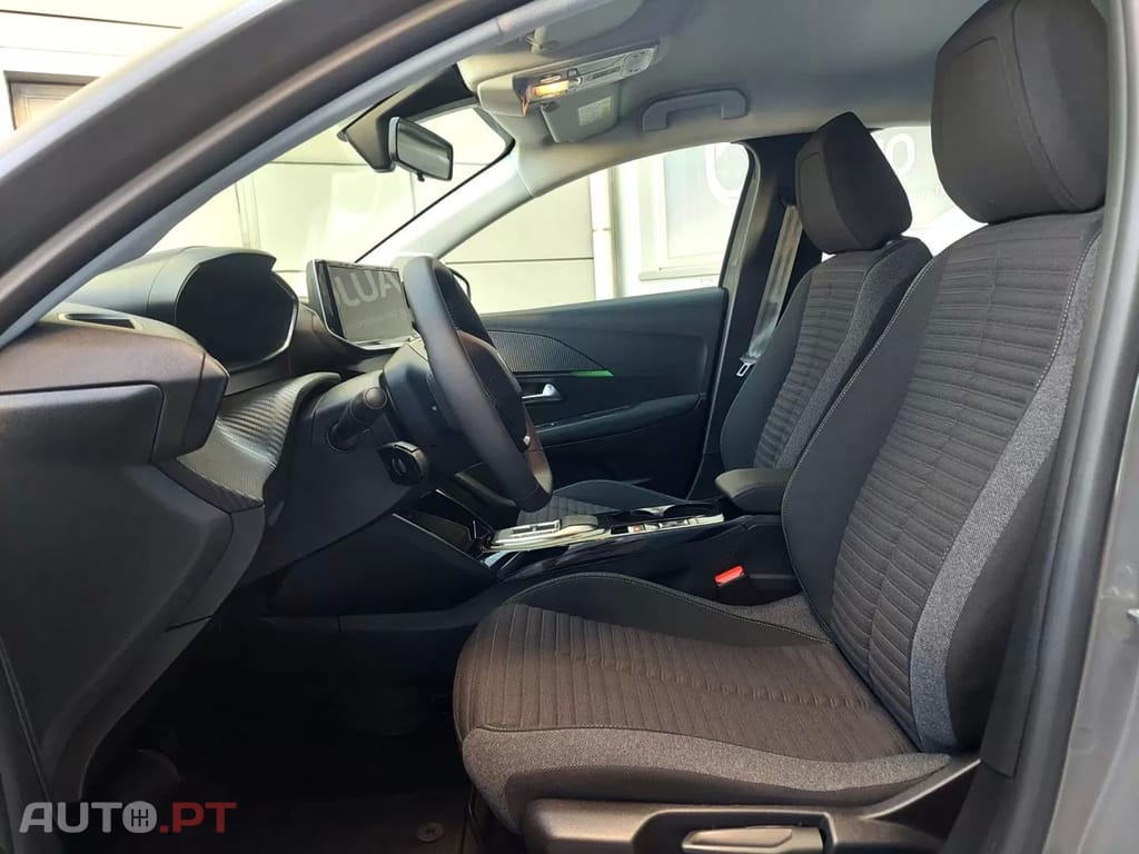 Peugeot E-208 50 kWh Active Pack