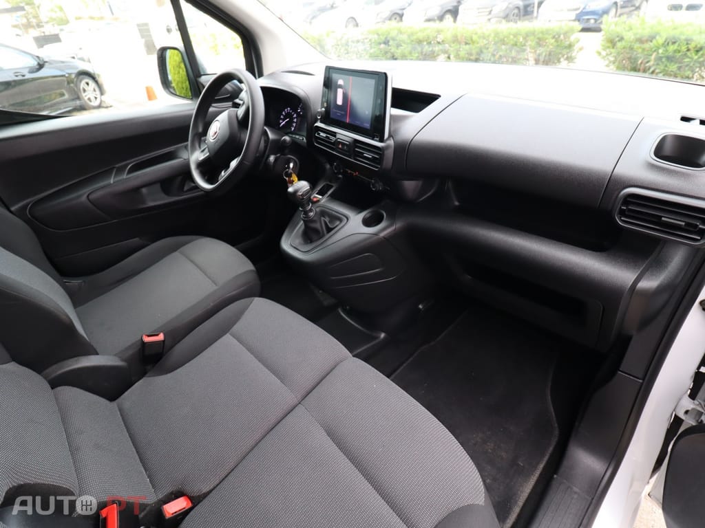 Fiat Doblo 1.5 BlueHDi 3 lugares